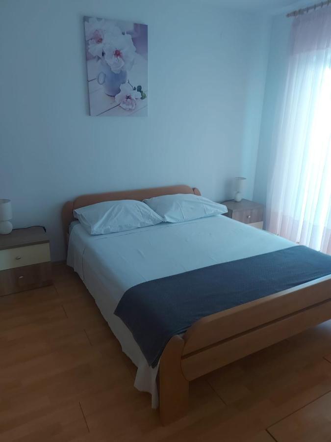 Apartmani Ciklic Dobropoljana Exteriör bild