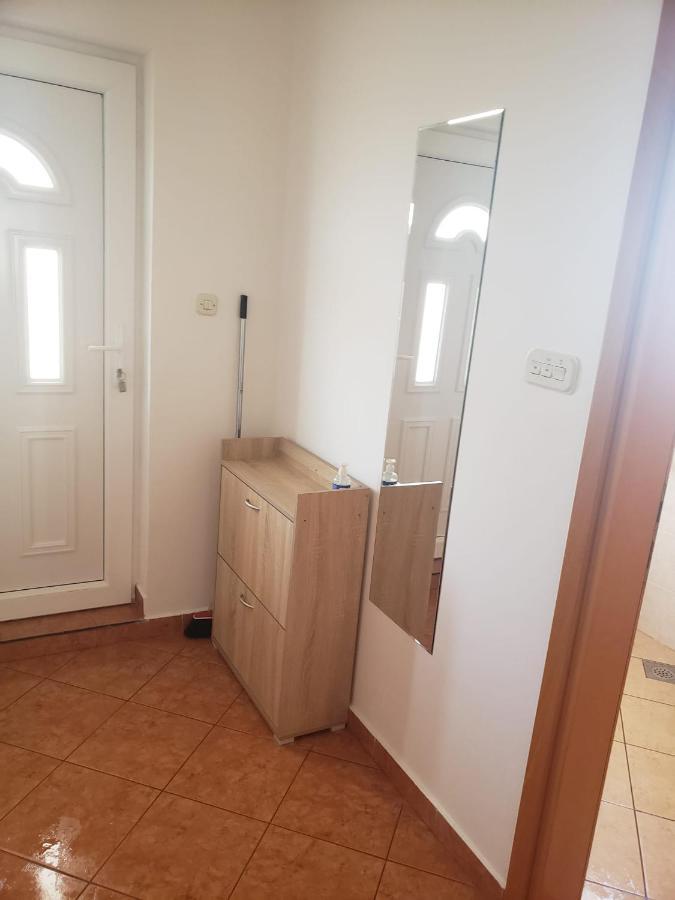 Apartmani Ciklic Dobropoljana Exteriör bild