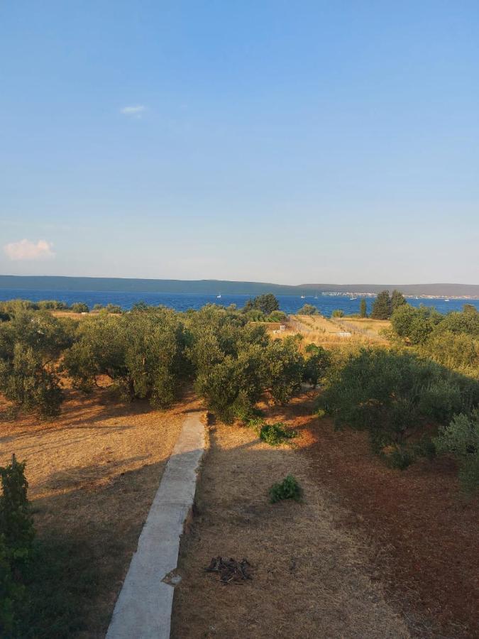Apartmani Ciklic Dobropoljana Exteriör bild