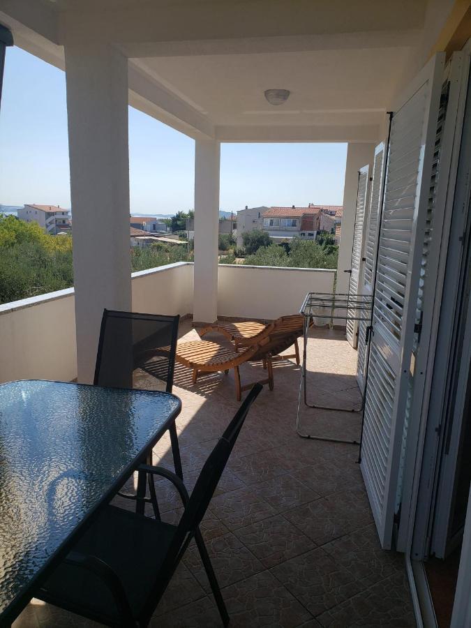 Apartmani Ciklic Dobropoljana Exteriör bild