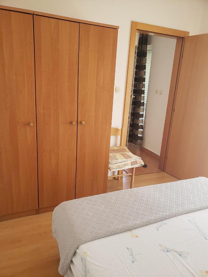 Apartmani Ciklic Dobropoljana Exteriör bild