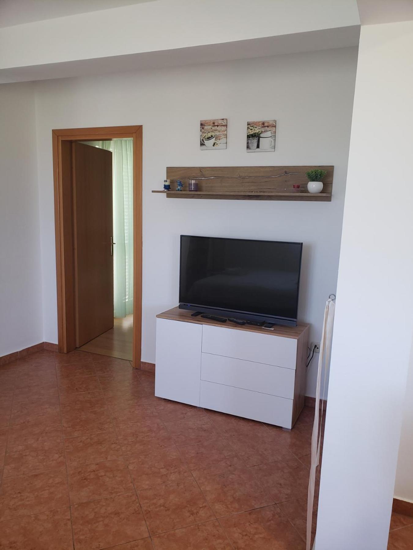 Apartmani Ciklic Dobropoljana Exteriör bild