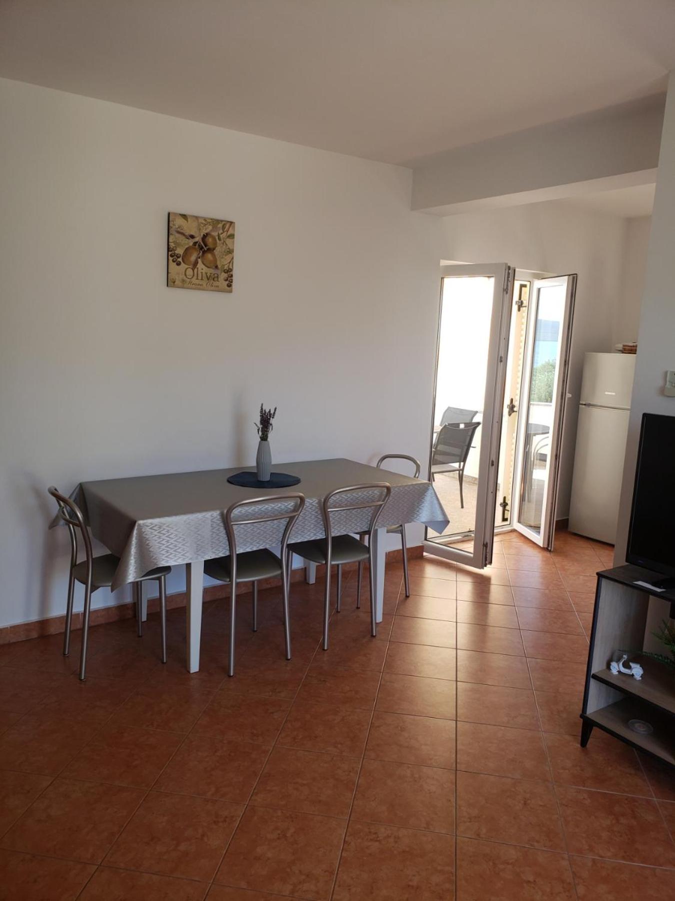 Apartmani Ciklic Dobropoljana Exteriör bild